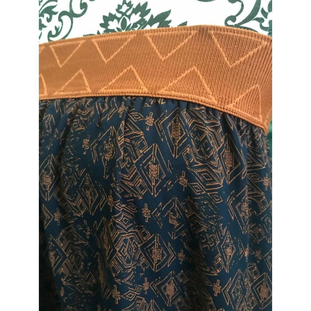 LulaRoe size L large Lola L Large Blue Rust Skirt